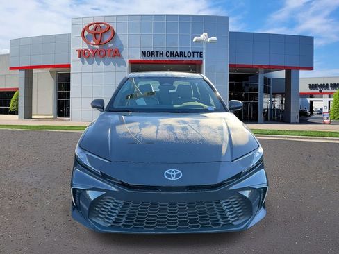 New 2026 Toyota Camry SE image 4