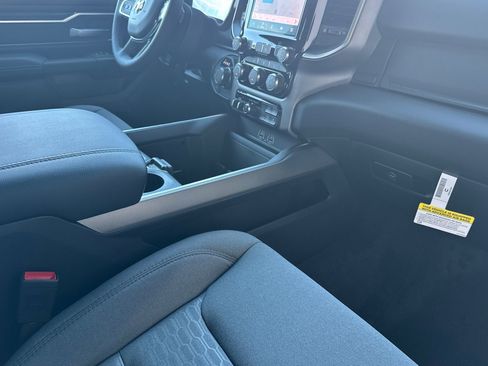 New 2026 RAM 1500 4x4 Crew Cab image 14