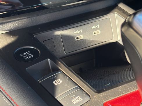 New 2026 Nissan Kicks SR w/ Cold Weather Package image 28