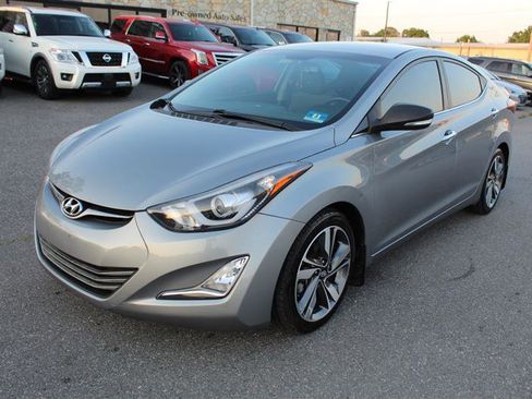 Used 2014 Hyundai Elantra Limited FWD image 3