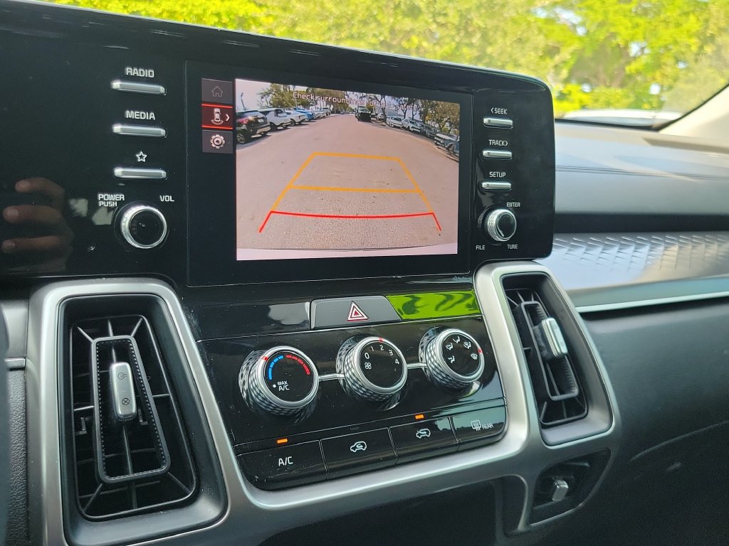 Used 2022 Kia Sorento LX FWD image 23