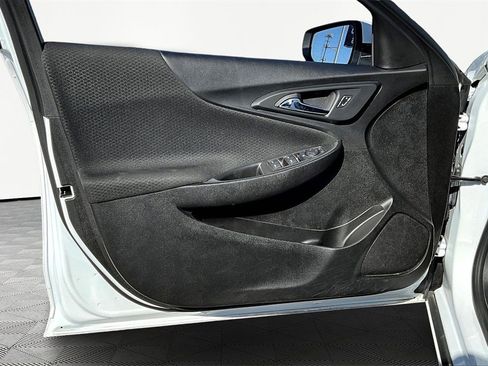 Used 2023 Chevrolet Malibu LT image 23