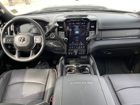 Used 2024 RAM 2500 Limited image 10