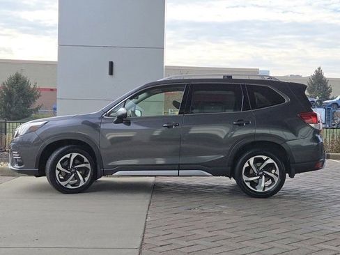 Used 2022 Subaru Forester Touring image 22