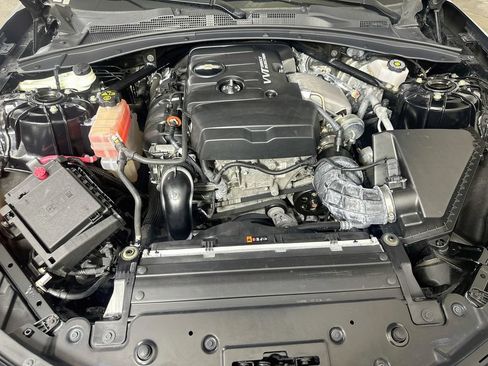 Used 2023 Chevrolet Camaro LT RWD image 9