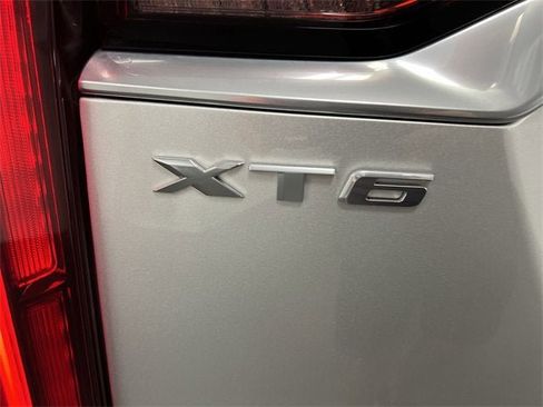 Certified 2020 Cadillac XT6 Premium Luxury image 32