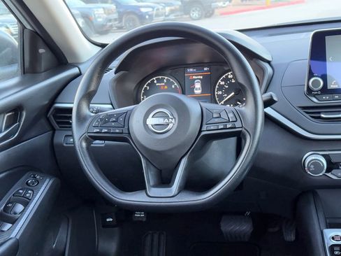 Used 2025 Nissan Altima 2.5 S image 21