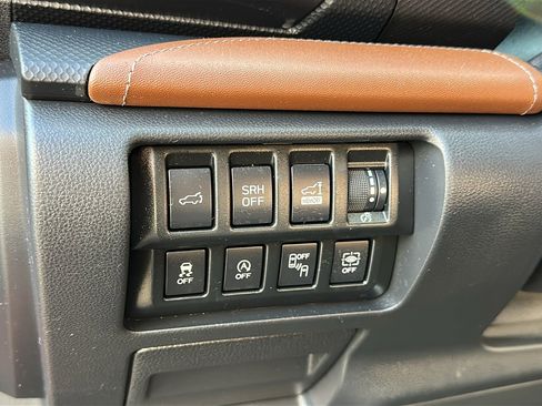 Used 2022 Subaru Forester Touring image 10