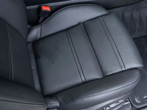 New 2025 Porsche Cayenne Turbo image 99