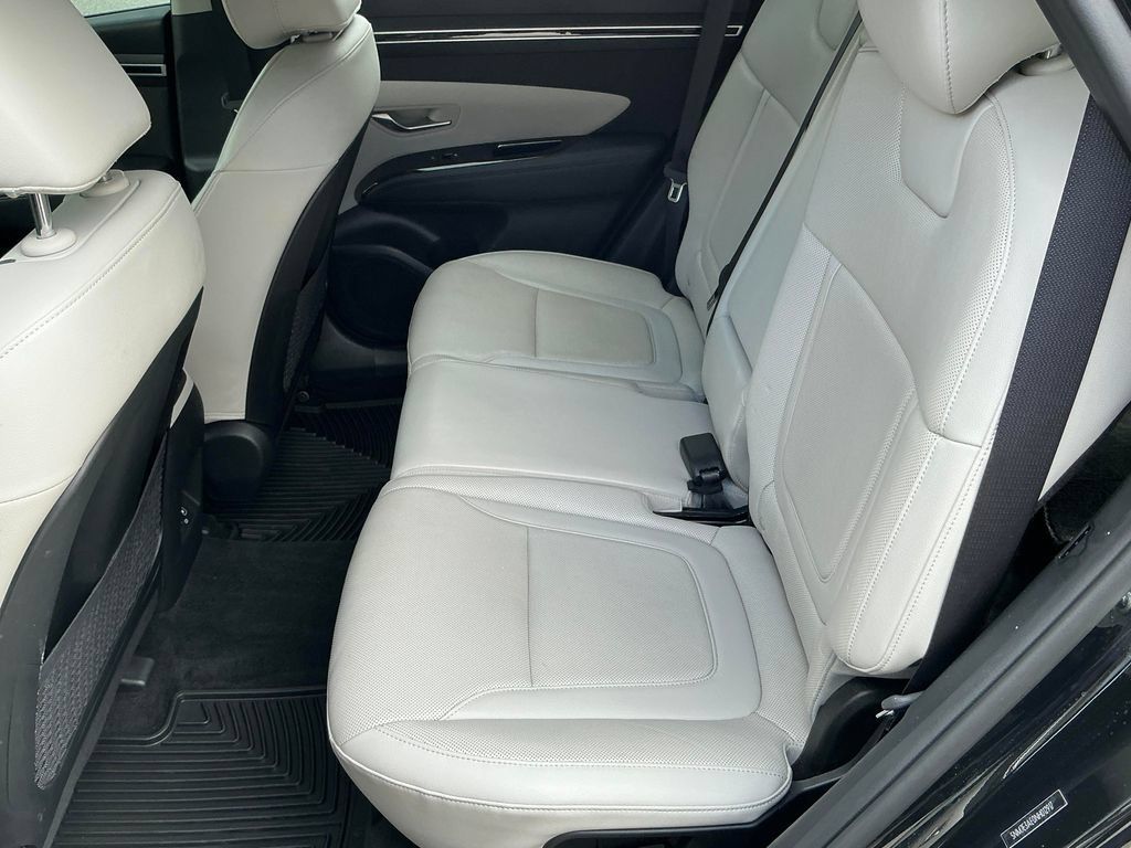 Used 2022 Hyundai Tucson Limited FWD image 11