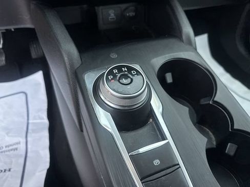 Used 2022 Ford Escape S FWD image 21