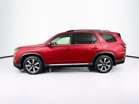 Used 2025 Honda Pilot Elite image 4