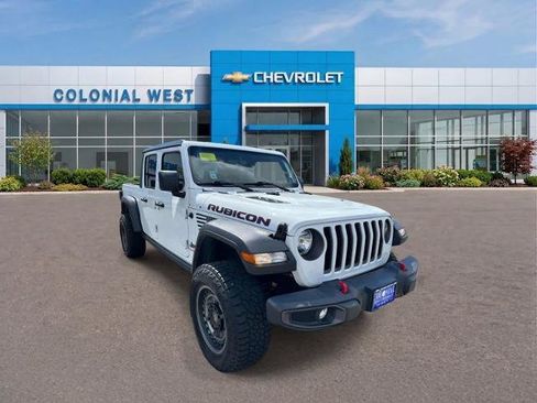 Used 2022 Jeep Gladiator Rubicon w/ Cold Weather Group AWD/4WD image 13