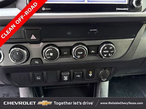 Used 2020 Toyota Tacoma TRD Off-Road image 21