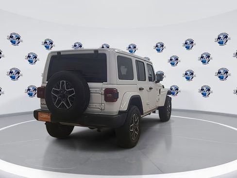 Certified 2024 Jeep Wrangler Sahara image 4