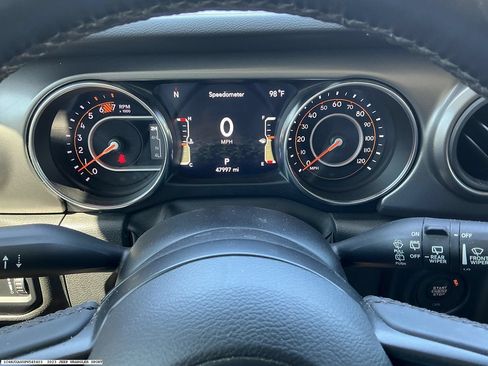 Used 2023 Jeep Wrangler Sport AWD/4WD image 11