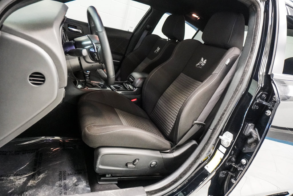 Used 2022 Dodge Charger Scat Pack w/ Driver Convenience Group RWD image 6