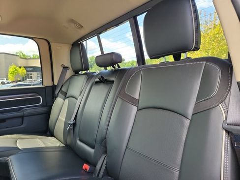 Used 2021 RAM 2500 Laramie AWD/4WD image 11