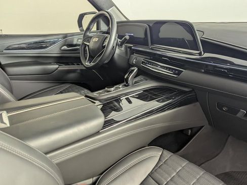 Used 2023 Cadillac Escalade V image 26
