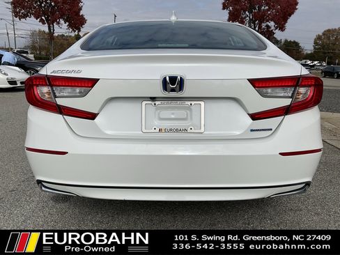 Used 2021 Honda Accord image 4
