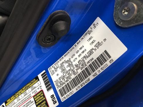 Used 2020 Toyota Tacoma TRD Off-Road image 30