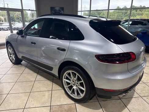 Used 2018 Porsche Macan S w/ Premium Package Plus image 5