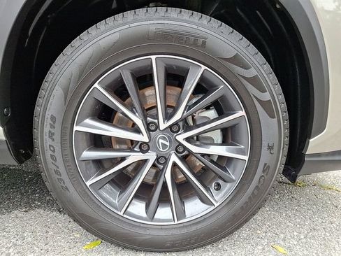Used 2024 Lexus NX 250 FWD image 8
