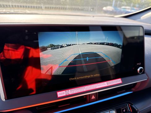 Certified 2026 Toyota Prius image 24