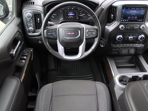 Used 2020 GMC Sierra 1500 Elevation AWD/4WD image 2