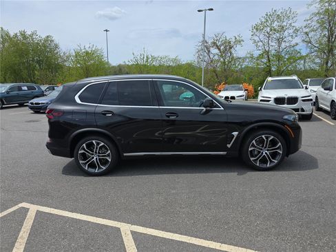 New 2026 BMW X5 xDrive40i w/ Climate Comfort Package AWD/4WD image 2