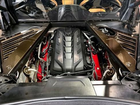 Used 2021 Chevrolet Corvette Stingray Premium Cpe w/ Z51 Performance Package RWD image 10