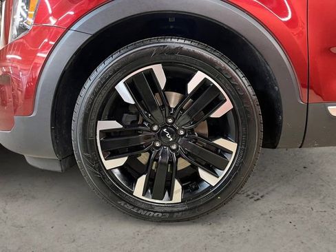 Used 2023 Kia Telluride SX AWD/4WD image 16