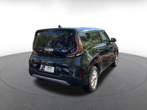 Used 2025 Kia Soul LX w/ LX Technology Package image 7
