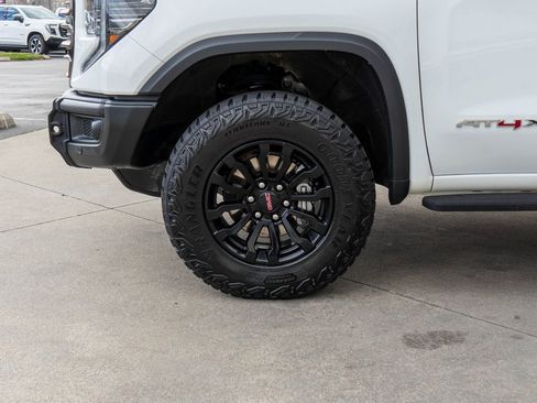 Used 2023 GMC Sierra 1500 AT4X image 30