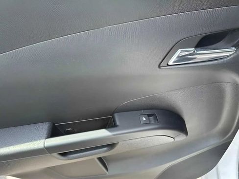 Used 2020 Chevrolet Sonic Premier image 15