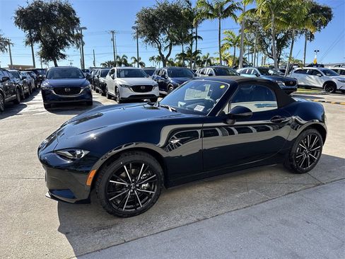 New 2025 MAZDA MX-5 Miata Grand Touring image 11