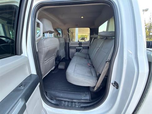 Used 2015 Ford F150 XLT RWD image 14