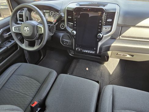 Used 2026 RAM 2500 Big Horn AWD/4WD image 21