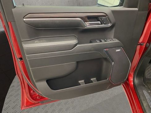 Used 2024 GMC Sierra 1500 SLT w/ SLT Convenience Package image 24