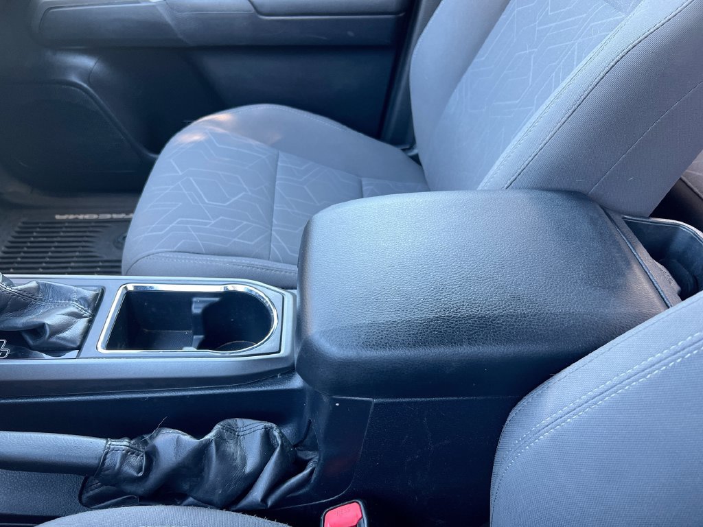 Used 2019 Toyota Tacoma TRD Sport AWD/4WD image 28