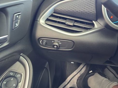 Certified 2024 Chevrolet Malibu LT image 21