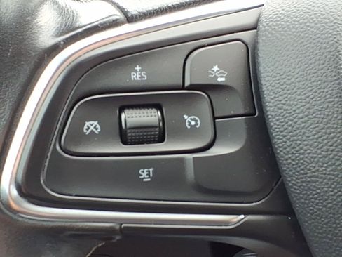 Used 2020 Buick Encore GX Select w/ Sport Touring Package FWD image 25