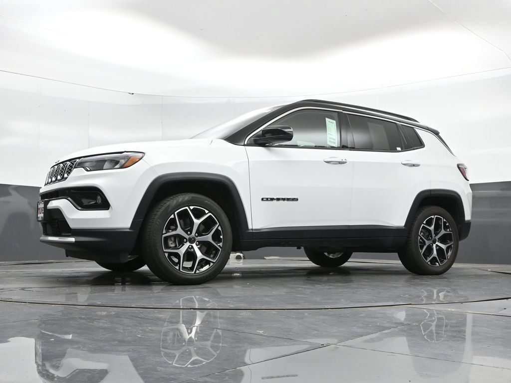 Used 2025 Jeep Compass Limited AWD/4WD image 45