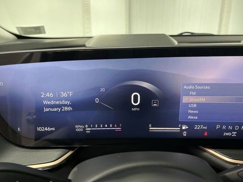 Certified 2025 Buick Envision Sport Touring image 12