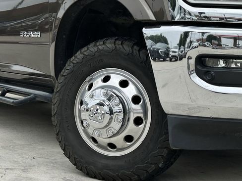 Used 2019 RAM 3500 Laramie AWD/4WD image 12