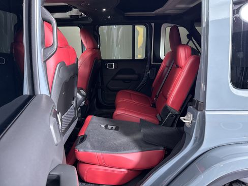 Used 2024 Jeep Wrangler Unlimited Rubicon 392 w/ Dual Top Group image 27