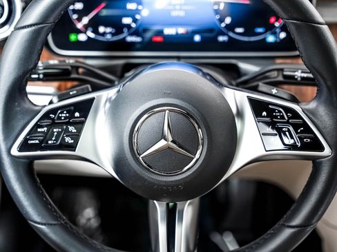 Certified 2024 Mercedes-Benz C 300 Sedan image 15