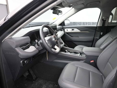 New 2026 Ford Explorer Active image 28