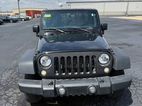 Used 2013 Jeep Wrangler Unlimited Sport w/ Dual Top Group AWD/4WD image 59