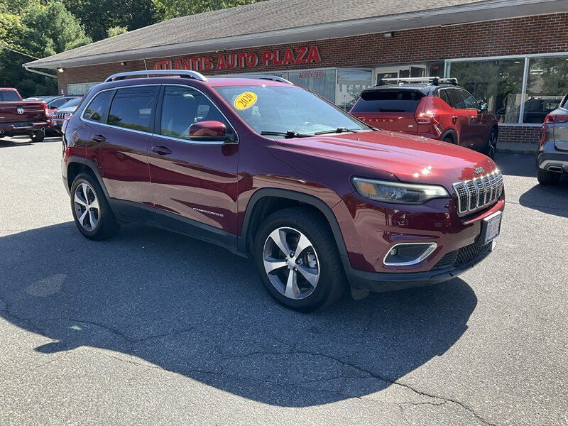 Used 2020 Jeep Cherokee Limited AWD/4WD image 3